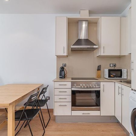 Guestready - Bright Home Near Montjuic Barcelona Exterior foto